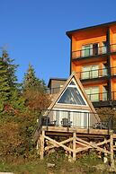 Duffin Cove Oceanfront Lodging