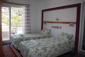 Rose Hotel B&B