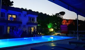 Rose Hotel B&B