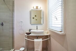 Carmichael House Boutique Hotel