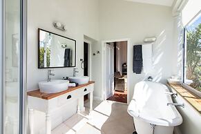 Carmichael House Boutique Hotel