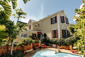 Carmichael House Boutique Hotel