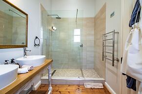Carmichael House Boutique Hotel
