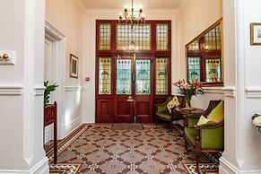 Carmichael House Boutique Hotel