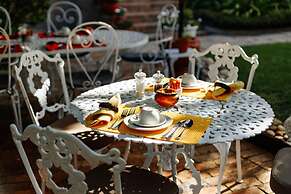 Carmichael House Boutique Hotel