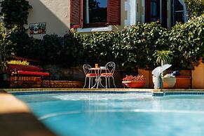 Carmichael House Boutique Hotel
