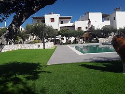 Sunset Studios & Apartments - Adults Only