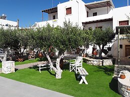 Sunset Studios & Apartments - Adults Only
