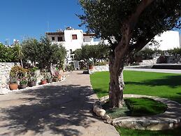 Sunset Studios & Apartments - Adults Only