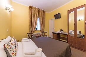 Anichkov Bridge Hotel