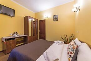 Anichkov Bridge Hotel