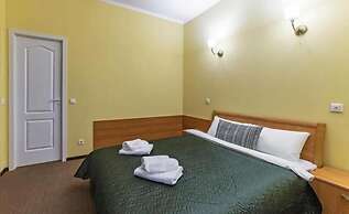 Anichkov Bridge Hotel