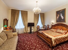 Kamergersky Hotel