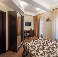 Kamergersky Hotel