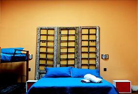 Santiago Backpackers