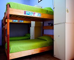 Santiago Backpackers