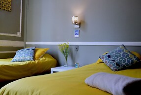 Santiago Backpackers