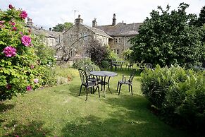 Ashfield House