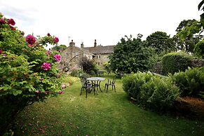 Ashfield House