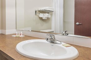 Super 8 by Wyndham Innisfail