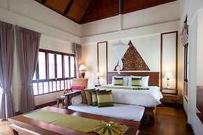 Royal Lanta Resort & Spa