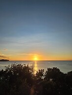 Guam Reef Hotel
