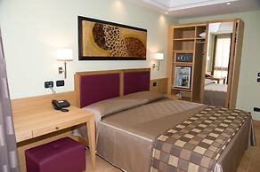Artemis Hotel