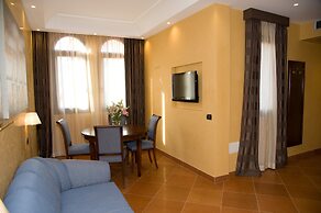 Artemis Hotel