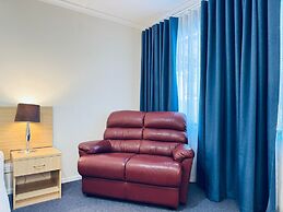 Edinburgh Motor Inn