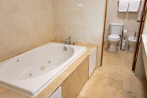 Ciqala Suites Hotel