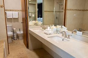 Ciqala Suites Hotel