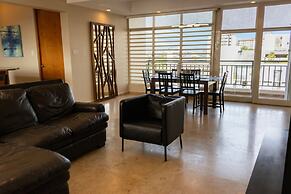 Ciqala Suites Hotel