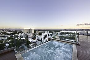 Ciqala Suites Hotel