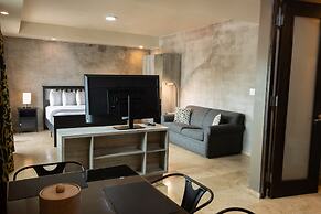 Ciqala Suites Hotel