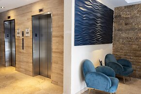 Ciqala Suites Hotel