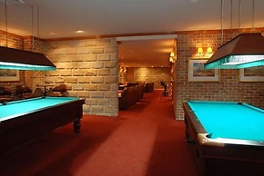 The Hermitage Motel