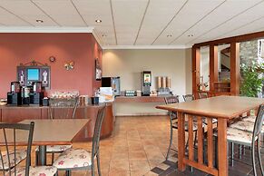 Days Inn by Wyndham Montmagny
