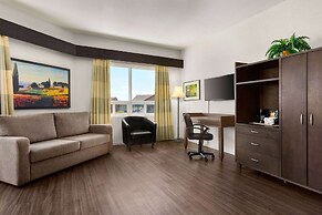 Days Inn by Wyndham Montmagny