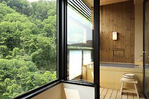 Ryotei Hanayura Ryokan