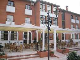 Hotel Dracos Cebreros