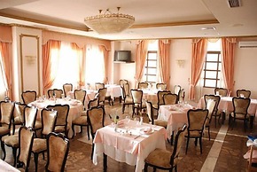Hotel Dracos Cebreros