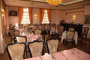 Hotel Dracos Cebreros