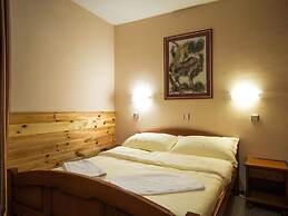 Enigma Hotel