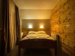 Enigma Hotel