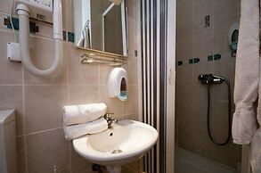 Enigma Hotel