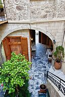 Barbara Studios
