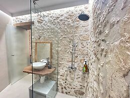 Barbara Studios