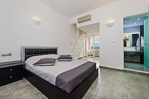 Gianna Suites