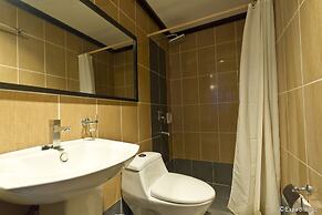 Richmond Plaza Hotel