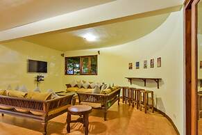 Kena Beach Hotel